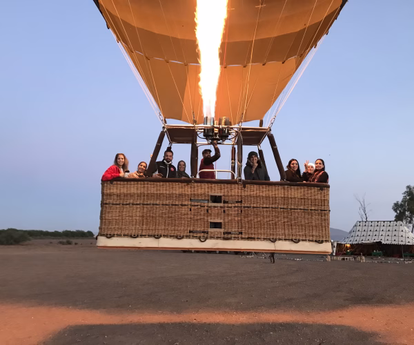 Hot Air Balloon Experience – Dubai Desert PREMIUM / ROYALE PACKAGE